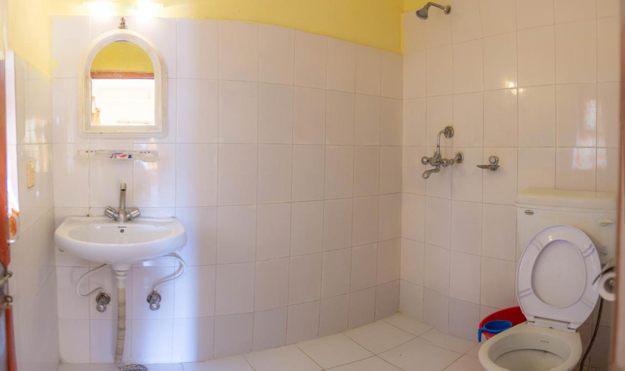 Hotel Plaza Nepal Pokhara Dış mekan fotoğraf