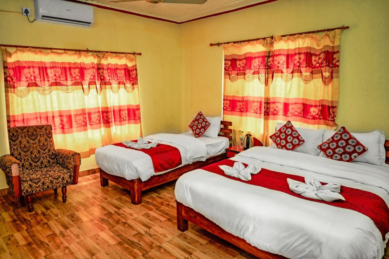 Hotel Plaza Nepal Pokhara Dış mekan fotoğraf