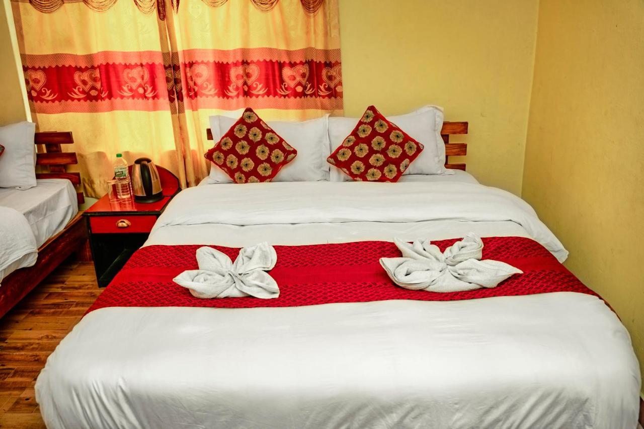 Hotel Plaza Nepal Pokhara Dış mekan fotoğraf